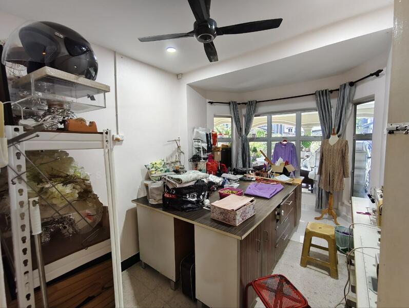 Semi-Detached House for Sale in Taman Paroi Jaya (Paroi) - Ismi Muhammad - Interior - PropertyGuru.com.my