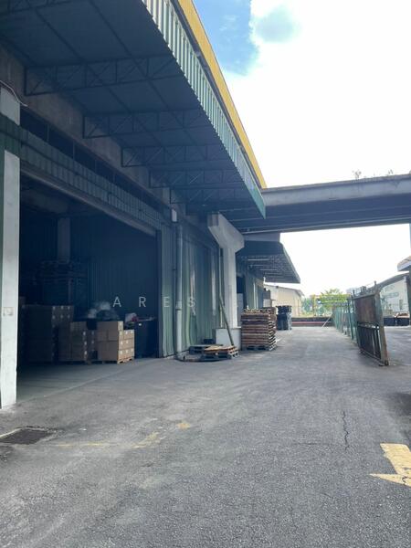 Warehouse for Rent in Seksyen 7 (Shah Alam) - Ares Lim - Exterior - PropertyGuru.com.my