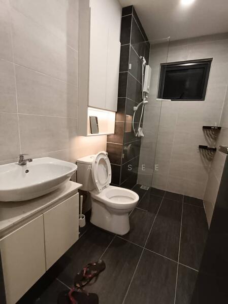 Service Residence for Rent at Imperial / Cornell Suites @ EduSentral - Lian See - Bathroom - PropertyGuru.com.my