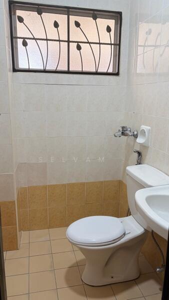 Taman Waterfall untuk Untuk Dijual - RM 820,000, Feb 2026 - Toilet - PropertyGuru.com.my