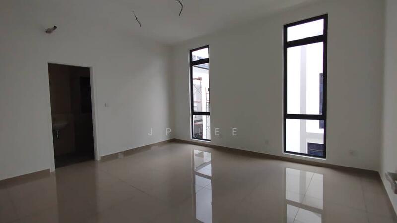 Cluster House for Sale in Horizon Hills (Iskandar Puteri (Nusajaya)) - JP Lee - Living Room - PropertyGuru.com.my