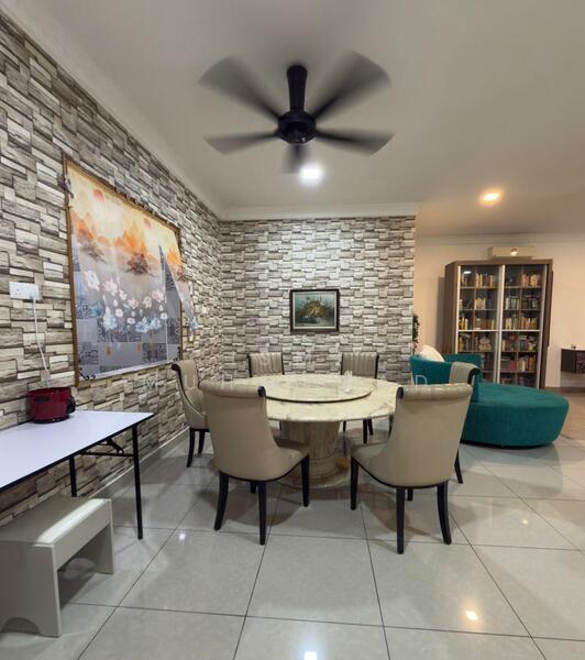 Bungalow for Sale in Bandar Warisan Puteri (Ampangan) - Ismi Muhammad - Dining Room - PropertyGuru.com.my