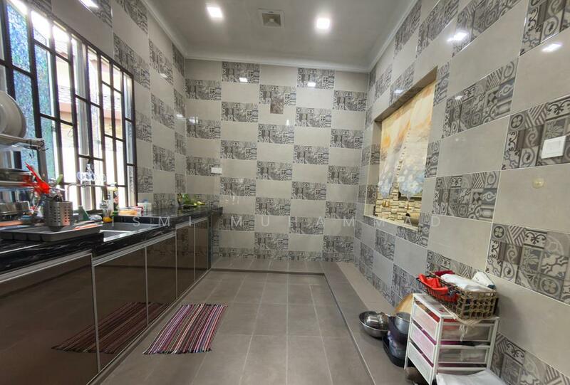 Bungalow for Sale in Bandar Warisan Puteri (Ampangan) - Ismi Muhammad - Kitchen - PropertyGuru.com.my