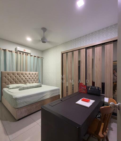 Bungalow for Sale in Bandar Warisan Puteri (Ampangan) - Ismi Muhammad - Bedroom - PropertyGuru.com.my