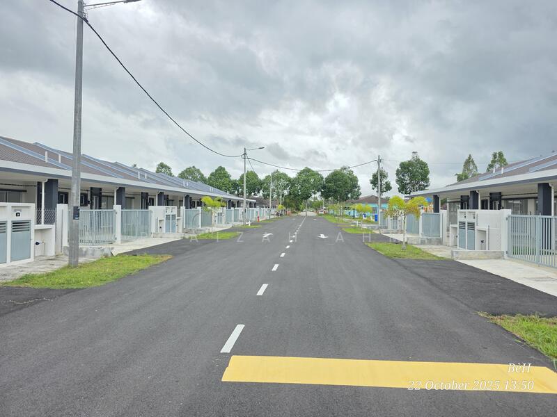 1-storey Terraced House for Sale in Taman Kenangan (Sabak Bernam) - Norfaizah Ahmad - Exterior - PropertyGuru.com.my