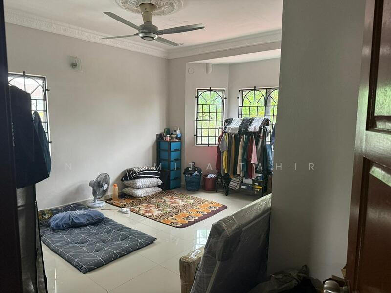 2-storey Terraced House for Sale in Seksyen 27 (Shah Alam) - Nur Amita Tahir - Bedroom - PropertyGuru.com.my