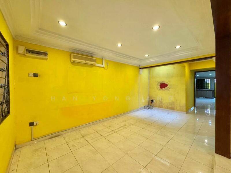 1-storey Terraced House for Sale in Johor Bahru (Johor) - Han Yong Ang - Living Room - PropertyGuru.com.my