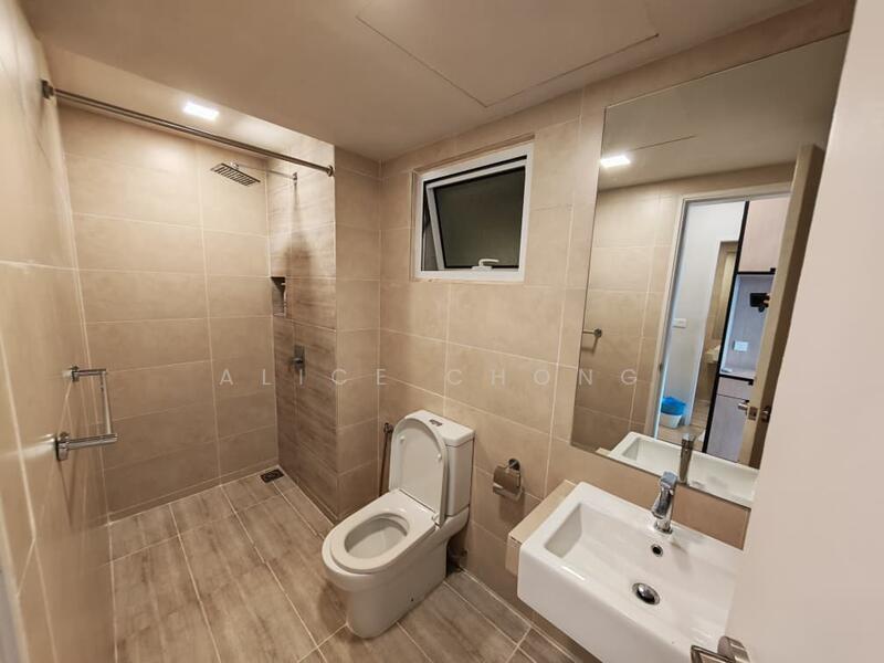 Service Residence for Sale at Windmill upon Hills - Alice Chong - Bathroom - PropertyGuru.com.my