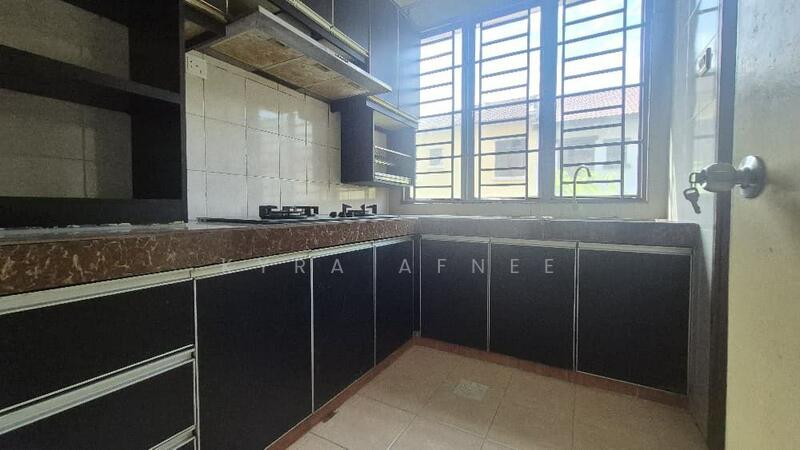 2.5-storey Terraced House for Sale in Kajang (Selangor) - Kyra Afnee - Kitchen - PropertyGuru.com.my