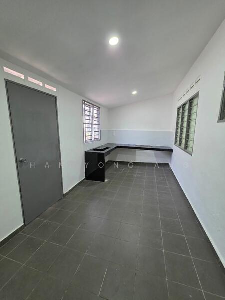 1-storey Terraced House for Sale in Taman Puteri Wangsa (Ulu Tiram) - Han Yong Ang - PropertyGuru.com.my