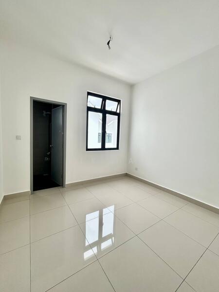 2-storey Terraced House for Sale in Taman Desa Palma (Tebrau) - Yik Tat - Interior - PropertyGuru.com.my
