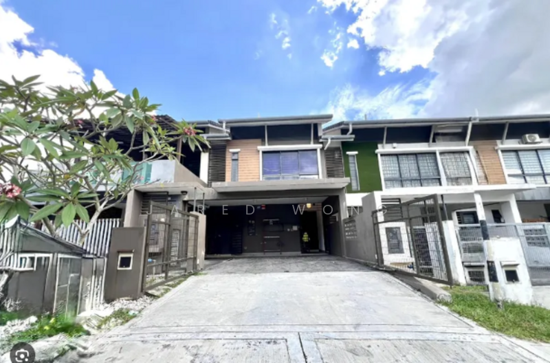 FREEHOLD | PARTIAL FURNISHED | 2 STOREY SUPERLINK HOUSE | DENAI ALAM untuk Untuk Dijual - RM 750,000, Apr 2026 - Exterior - PropertyGuru.com.my