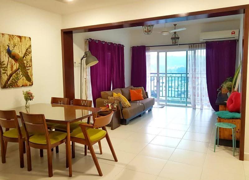 Kondominium untuk Dijual di Casa Tropika - Chew Sean Kiat - Living Room - PropertyGuru.com.my