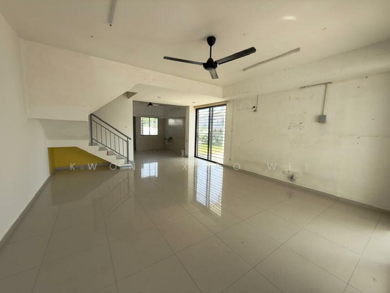 Garden Heights untuk Untuk Dijual - RM 590,000, Feb 2026 - Living Room - PropertyGuru.com.my