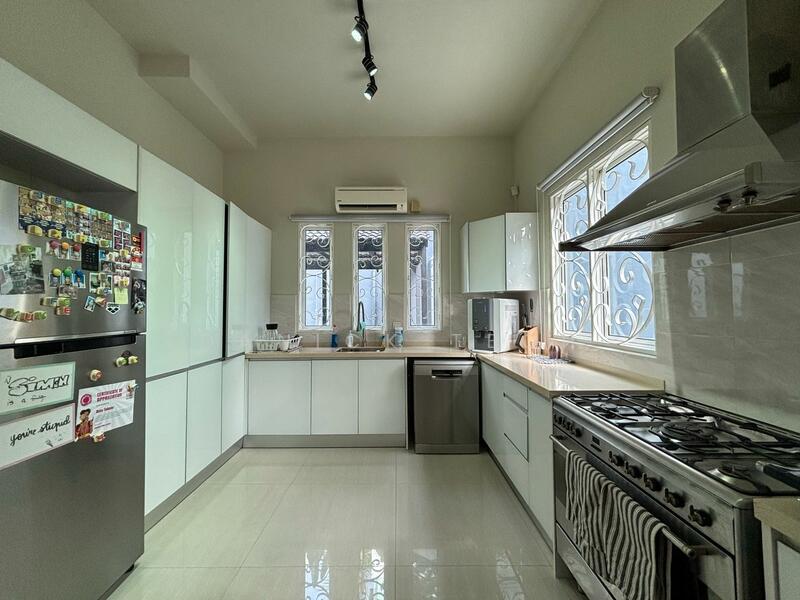 Bungalow for Sale in Batu Ferringhi (Penang) - Danick Teoh - Kitchen - PropertyGuru.com.my