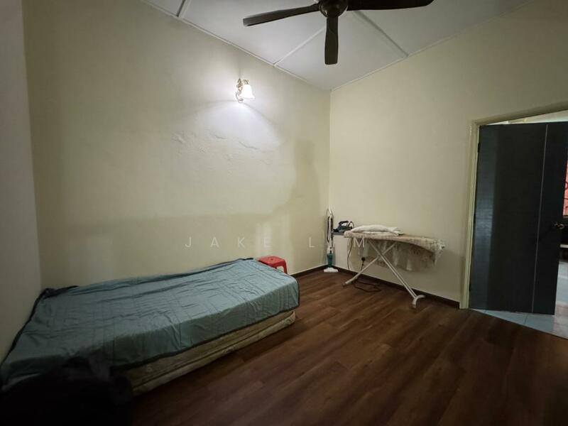 2-storey Terraced House for Sale in Sungai Long (Bandar Sungai Long) - Jake Lim - Bedroom - PropertyGuru.com.my