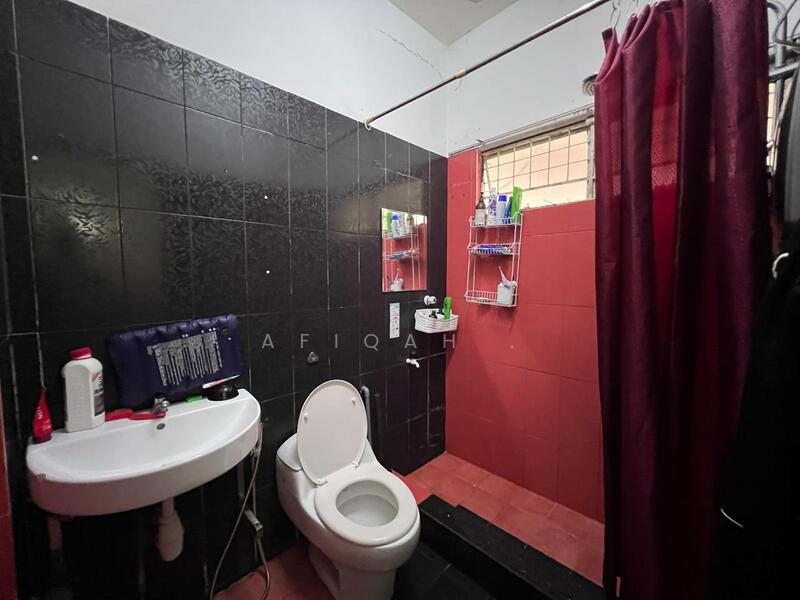 Taman TAR untuk Untuk Dijual - RM 875,000, Feb 2026 - Bathroom - PropertyGuru.com.my