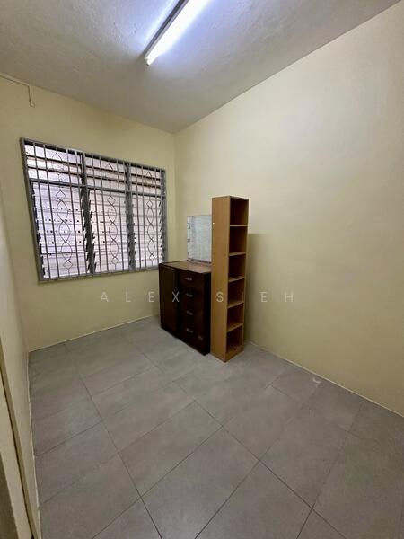 2-storey Terraced House for Rent in Bandar Baru Permas Jaya (Permas Jaya) - Alex Sieh - PropertyGuru.com.my