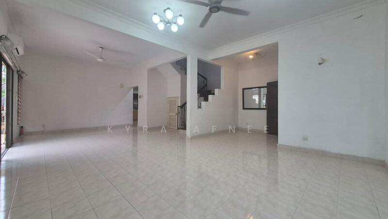 2.5-storey Terraced House for Sale in Putrajaya (Putrajaya) - Kyra Afnee - Living Room - PropertyGuru.com.my