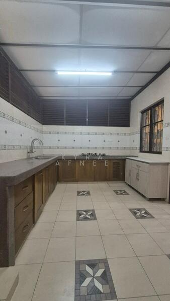 2.5-storey Terraced House for Sale in Putrajaya (Putrajaya) - Kyra Afnee - Kitchen - PropertyGuru.com.my