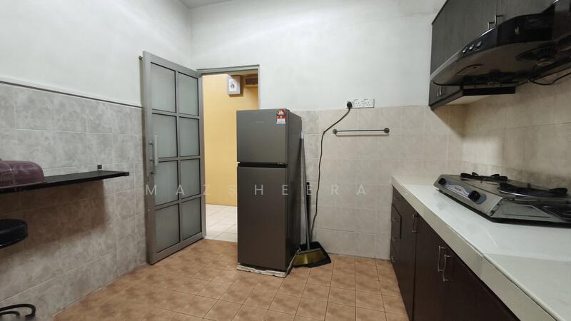 Apartment for Rent at Bougainvilla - Mazsheera . - Kitchen - PropertyGuru.com.my