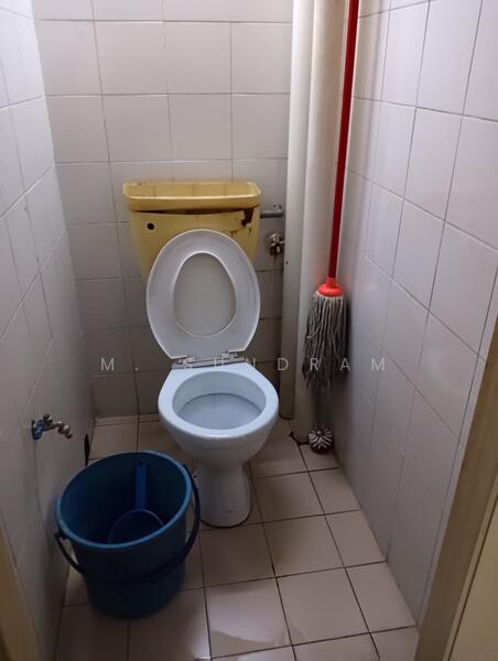 Apartment for Sale at Pangsapuri Palma - M. Sundram - Bathroom - PropertyGuru.com.my