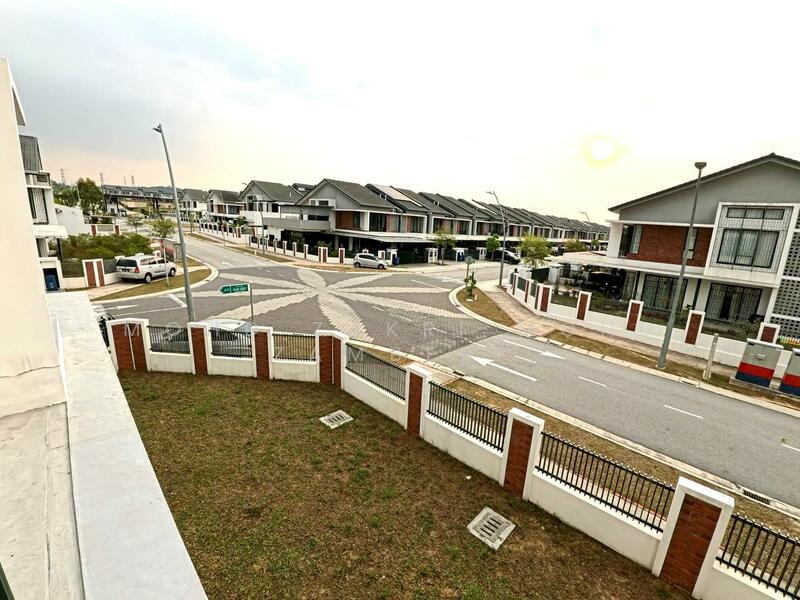 Rumah Teres 2 Tingkat untuk Dijual di Elmina (Shah Alam) - Mohd Zakri Mohd Zamberi - Exterior - PropertyGuru.com.my