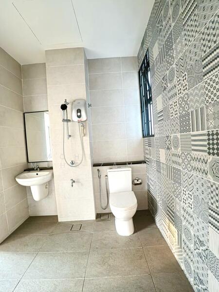 Rumah Teres 2 Tingkat untuk Dijual di Elmina (Shah Alam) - Mohd Zakri Mohd Zamberi - Bathroom - PropertyGuru.com.my