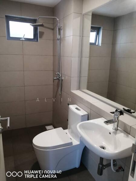 Condominium for Rent at Lakefront Residence - Alvin Ng - Bathroom - PropertyGuru.com.my