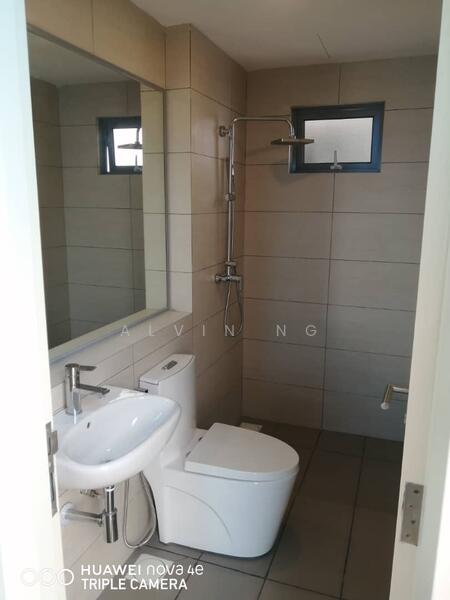 Condominium for Rent at Lakefront Residence - Alvin Ng - Bathroom - PropertyGuru.com.my