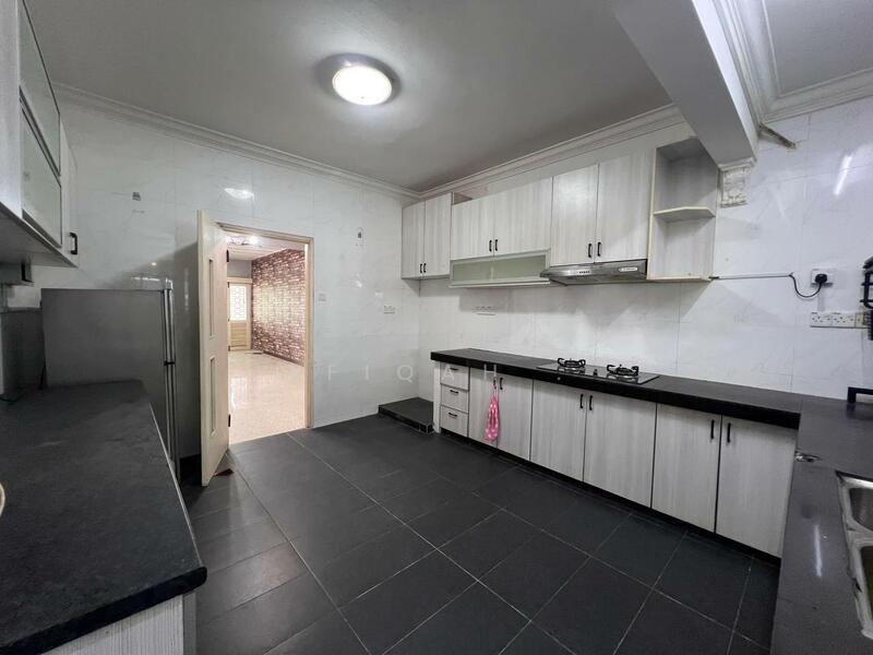 Taman Zooview untuk Untuk Dijual - RM 820,000, Feb 2026 - Kitchen - PropertyGuru.com.my