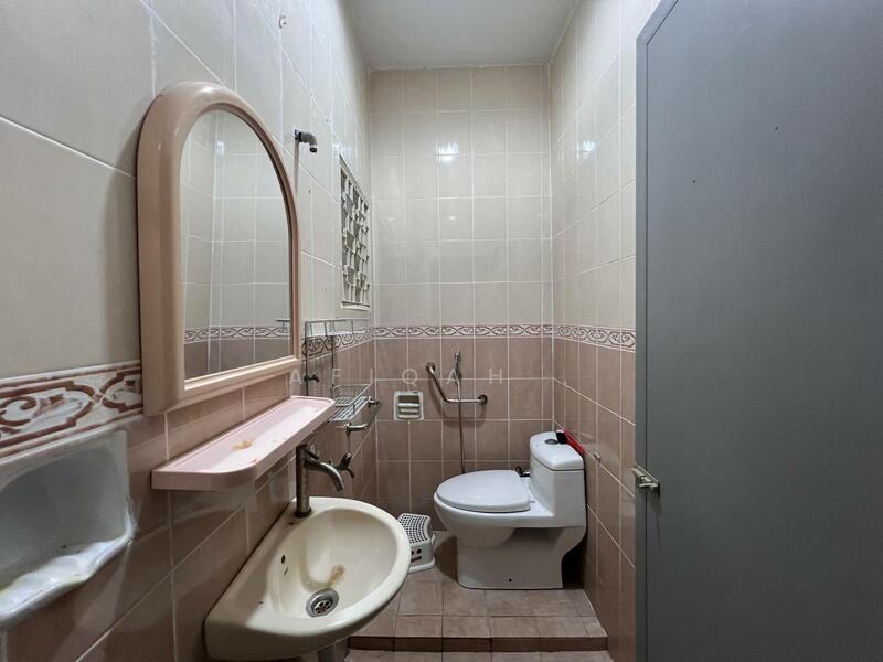 Taman Zooview untuk Untuk Dijual - RM 820,000, Feb 2026 - Bathroom - PropertyGuru.com.my