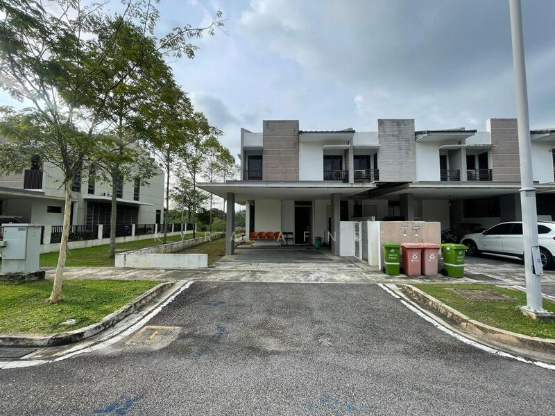 End Unit 2 Storey Terrace Murraya, Presint 12 Putrajaya untuk Untuk Dijual - RM 1,100,000, Mac 2026 - Exterior - PropertyGuru.com.my