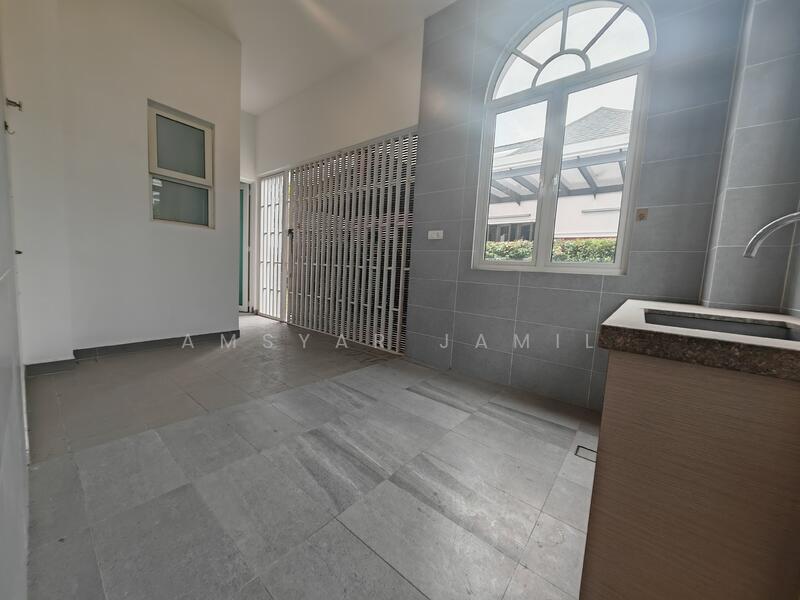 Bungalow for Sale in Setia Eco Park (Setia Alam) - Amsyar Jamil - Kitchen - PropertyGuru.com.my