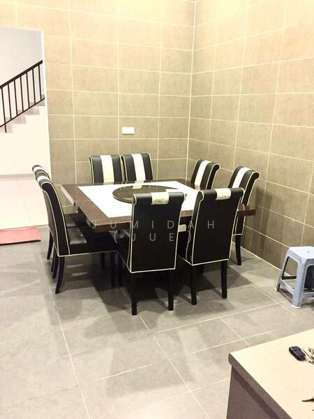 Semi-Detached House for Rent in Cheras (Selangor) - JUMIDAH (JUE) - Dining Room - PropertyGuru.com.my