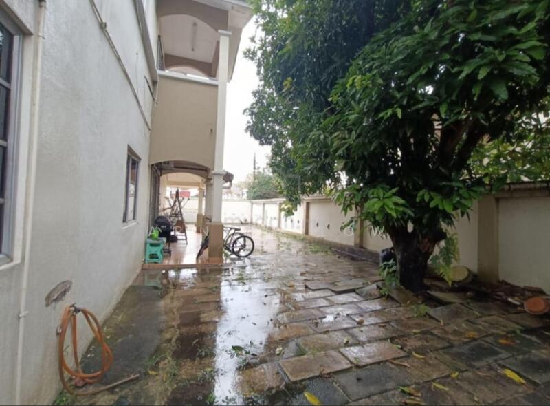 Terraced House for Sale in Bandar Putra Permai (Seri Kembangan) - Arnica Low - Exterior - PropertyGuru.com.my