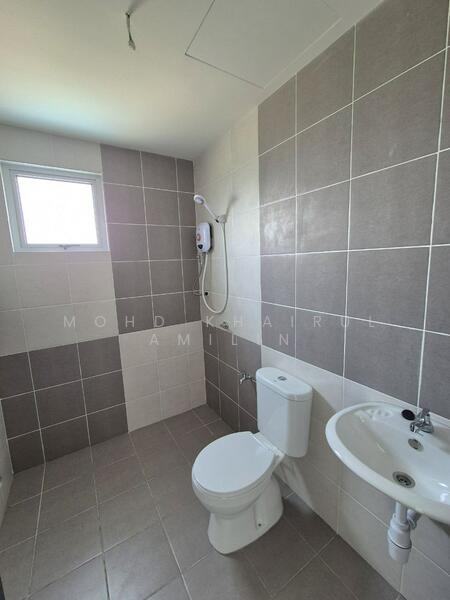 Apartment for Sale at Residensi Kesuma 1 - Mohd Khairul Amilin - Bathroom - PropertyGuru.com.my