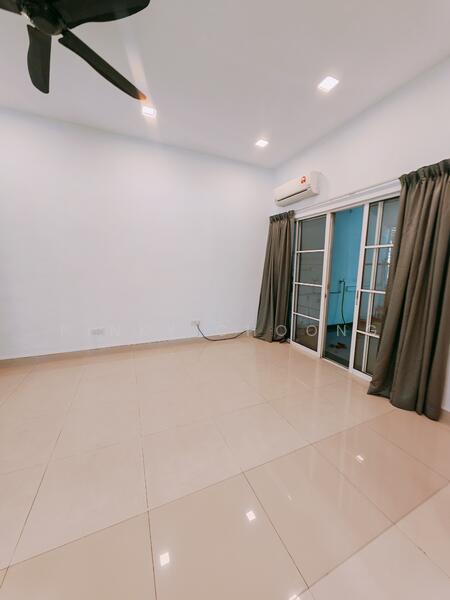 Untuk Dijual - Valencia