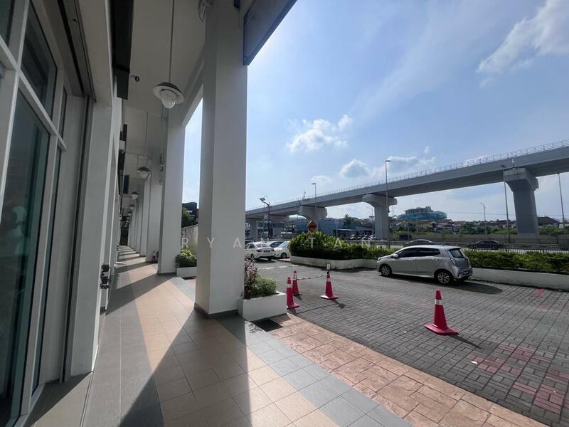 Shop / Office for Rent in Kampung Sungai Kayu Ara (Petaling Jaya) - Ryan Tan - Exterior - PropertyGuru.com.my