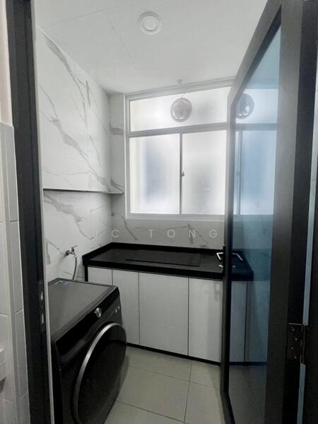 Condominium for Rent at Queens Residences Q2 @ Queens Waterfront - JC Tong - Kitchen - PropertyGuru.com.my