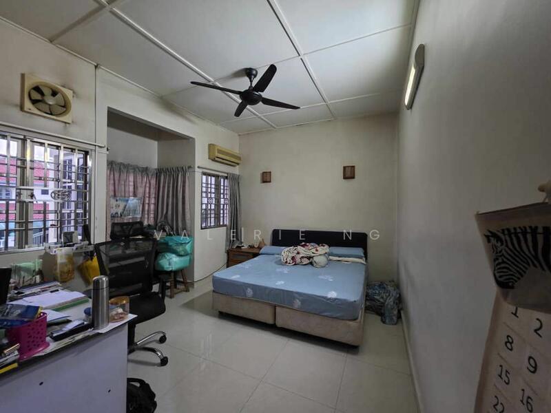 2-storey Terraced House for Sale in Batu Caves (Kuala Lumpur) - Valerie Ng - Bedroom - PropertyGuru.com.my