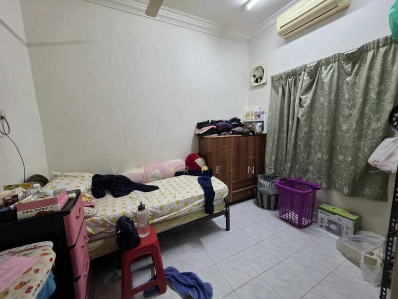 2-storey Terraced House for Sale in Batu Caves (Kuala Lumpur) - Valerie Ng - Bedroom - PropertyGuru.com.my