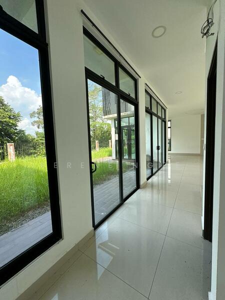 Bungalow for Sale in Pengerang (Johor) - Serene Ngee - Corridor - PropertyGuru.com.my