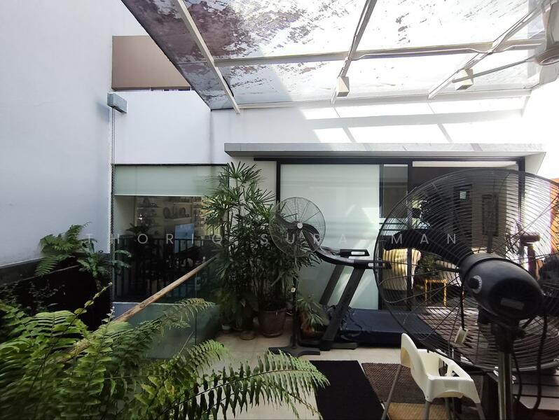 3-storey Terraced House for Sale in 20 Trees (Melawati) - Thoriq Suparman - Balcony - PropertyGuru.com.my