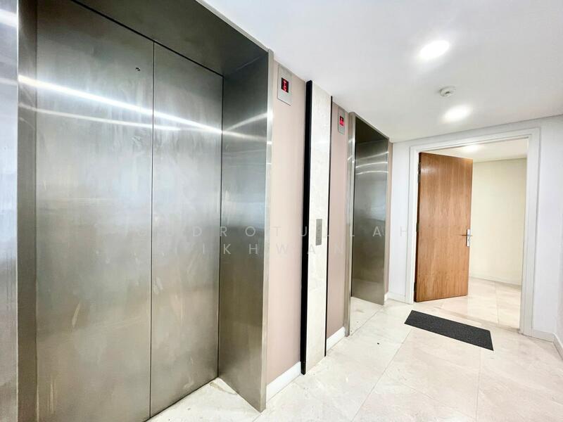 Service Residence for Sale at The Sentral Residences - Gudrotullah Ikhwan - Lobby - PropertyGuru.com.my