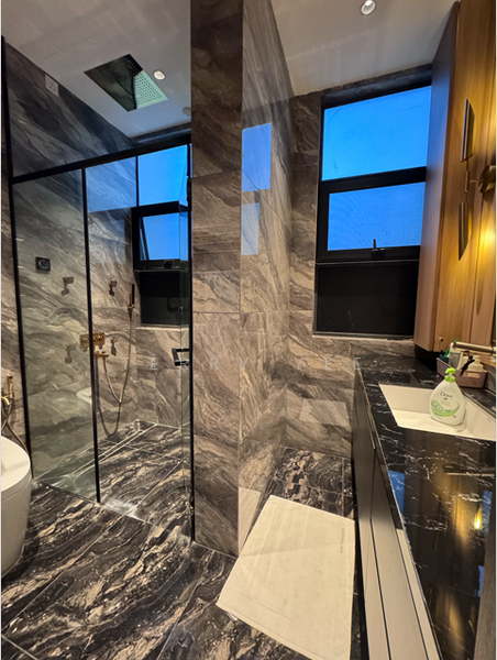 Semi-Detached House for Sale in Semenyih (Selangor) - Terry Yee - Bathroom - PropertyGuru.com.my