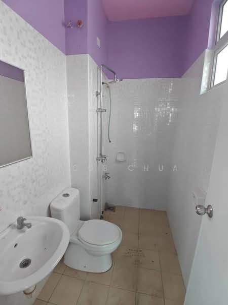 2-storey Terraced House for Sale in Taman Mutiara Rini (Skudai) - Jacob Chua - Bathroom - PropertyGuru.com.my