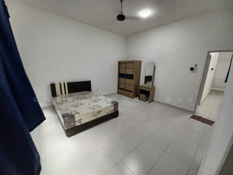 Terraced House for Rent in Pengerang (Johor) - Chang Hoong Wen - Bedroom - PropertyGuru.com.my