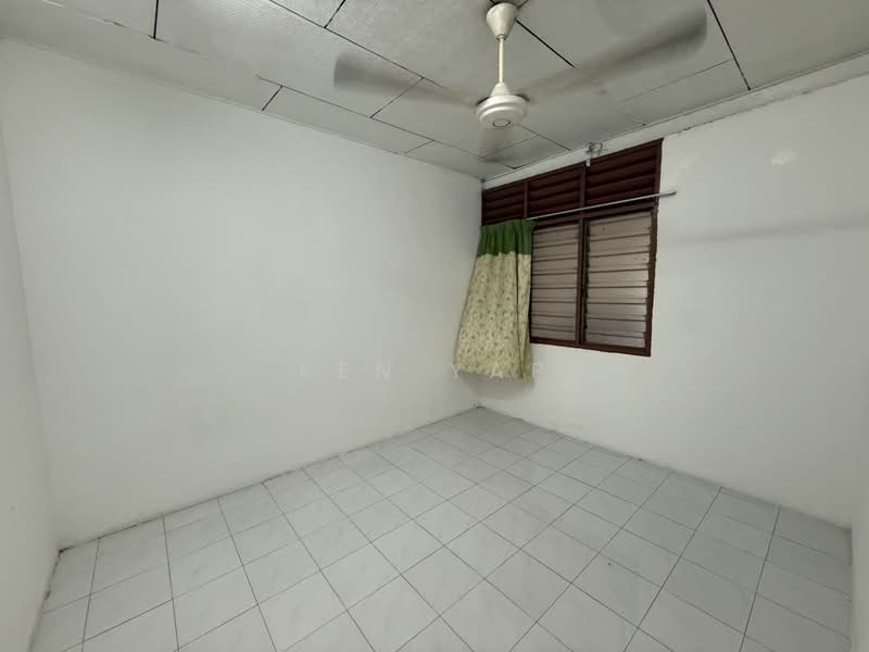 Rumah Teres 1.5-Tingkat untuk Dijual di Banting (Selangor) - Ken Yap - PropertyGuru.com.my