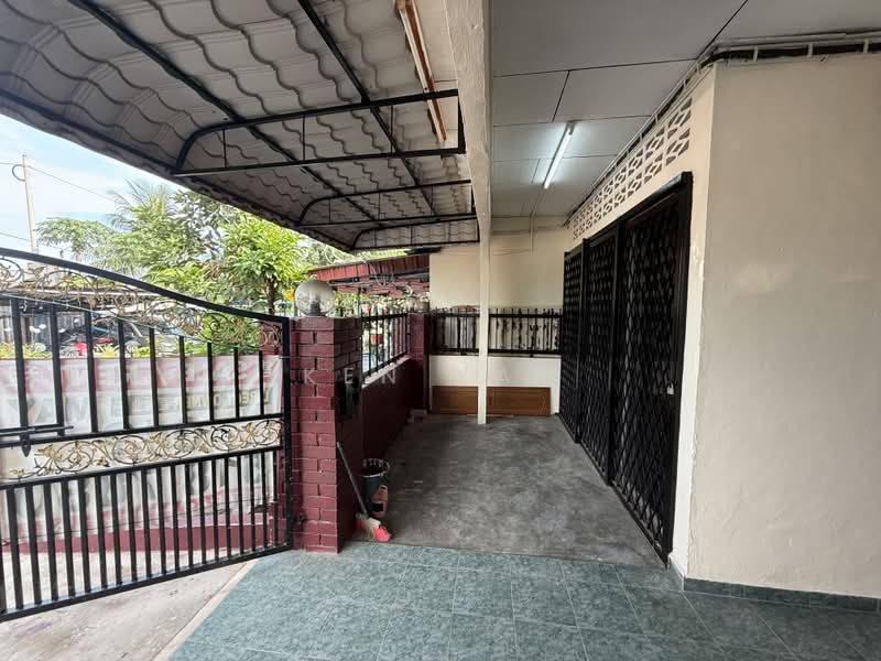 Rumah Teres 1.5-Tingkat untuk Dijual di Banting (Selangor) - Ken Yap - PropertyGuru.com.my